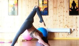 瑜伽短视频,轻松入门，跟随节奏感受身心和谐之美